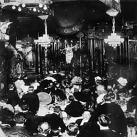 Doček Nove godine, 1905. Nlelebriranje doček Nove godine u rektorskom restoranu, New York City, C1905.