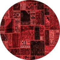 Ahgly Company u zatvorenom okruglom orijentalnim crvenim prostirkama, 4 'runda
