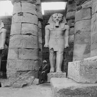 Egipatski pogled; Luksor. Kipovi ramesa [I.E., Ramses] II, Hram Luxorskog plakata ispisa američke kolonije fotografije